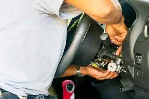 פורץ רכבים בבאר שבע