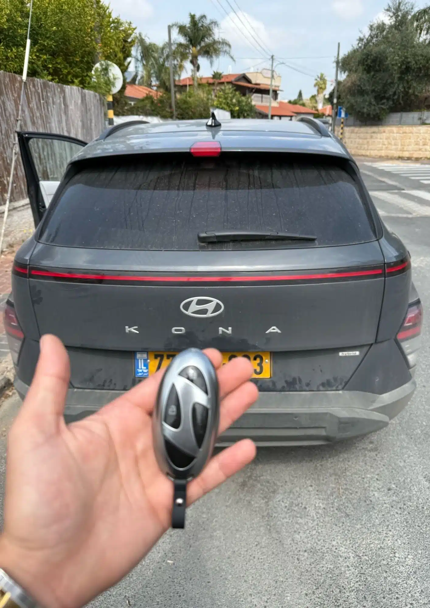 תקוע מחוץ לרכב? אנחנו כבר בדרך אליך